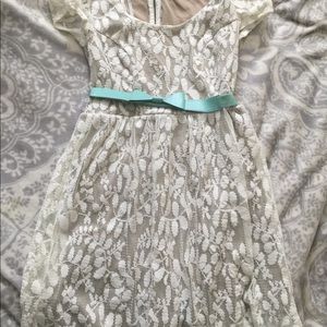 Lace Dress with belt
